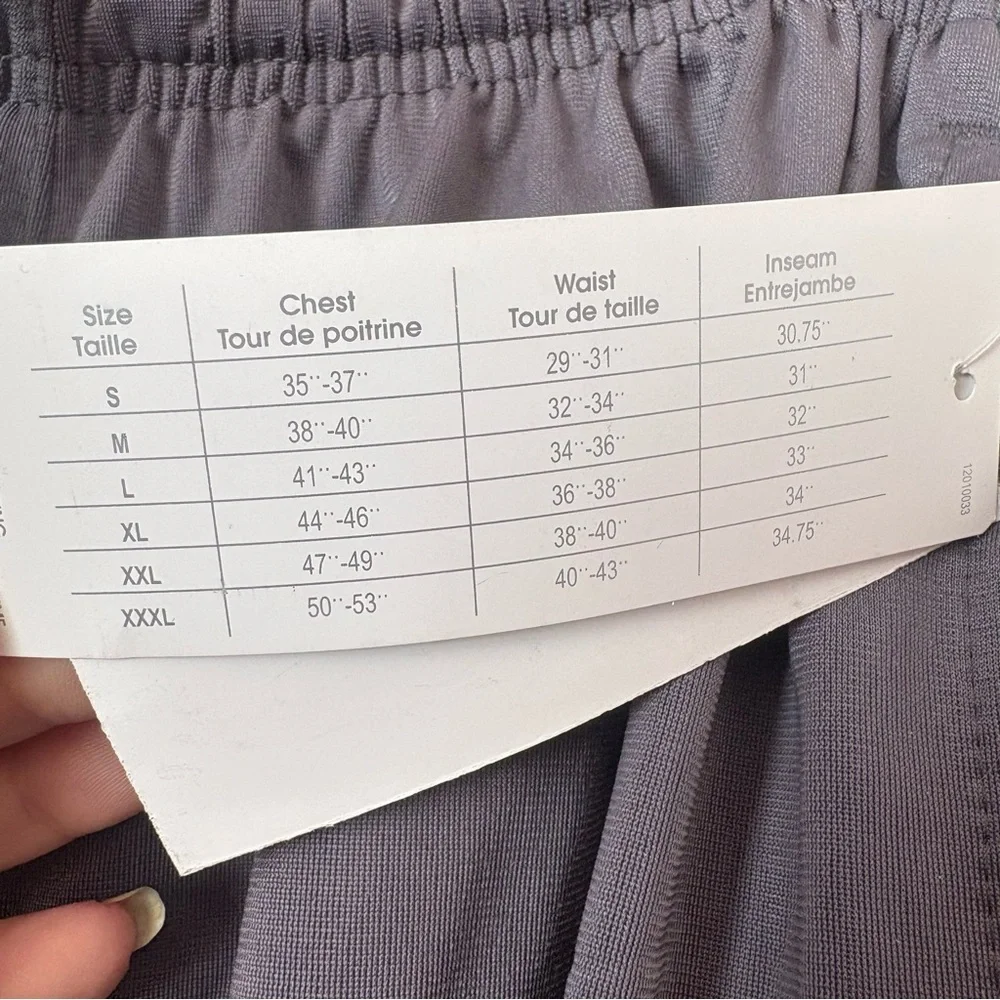 💚Adidas Gray and White Joggers with Classic Stripes - Picture 5 of 9